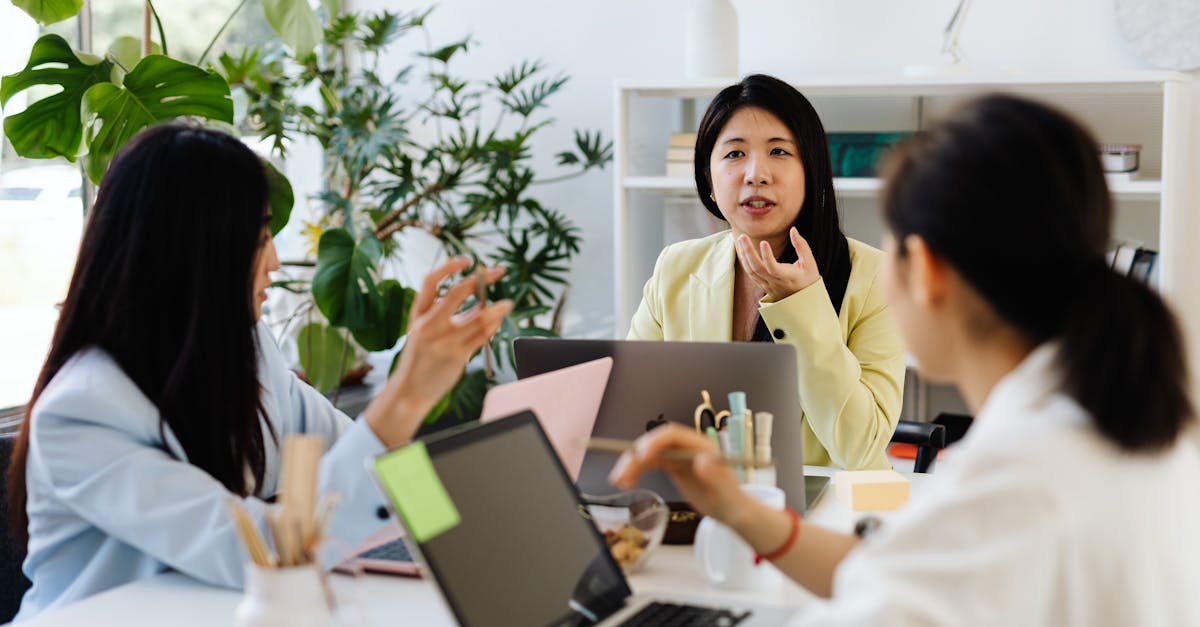 微信批发：婚介网APP详情下载教程